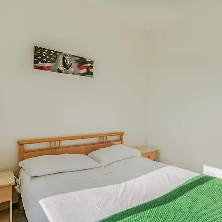 Amazing In W/ 1 Bedrooms Gallipoli